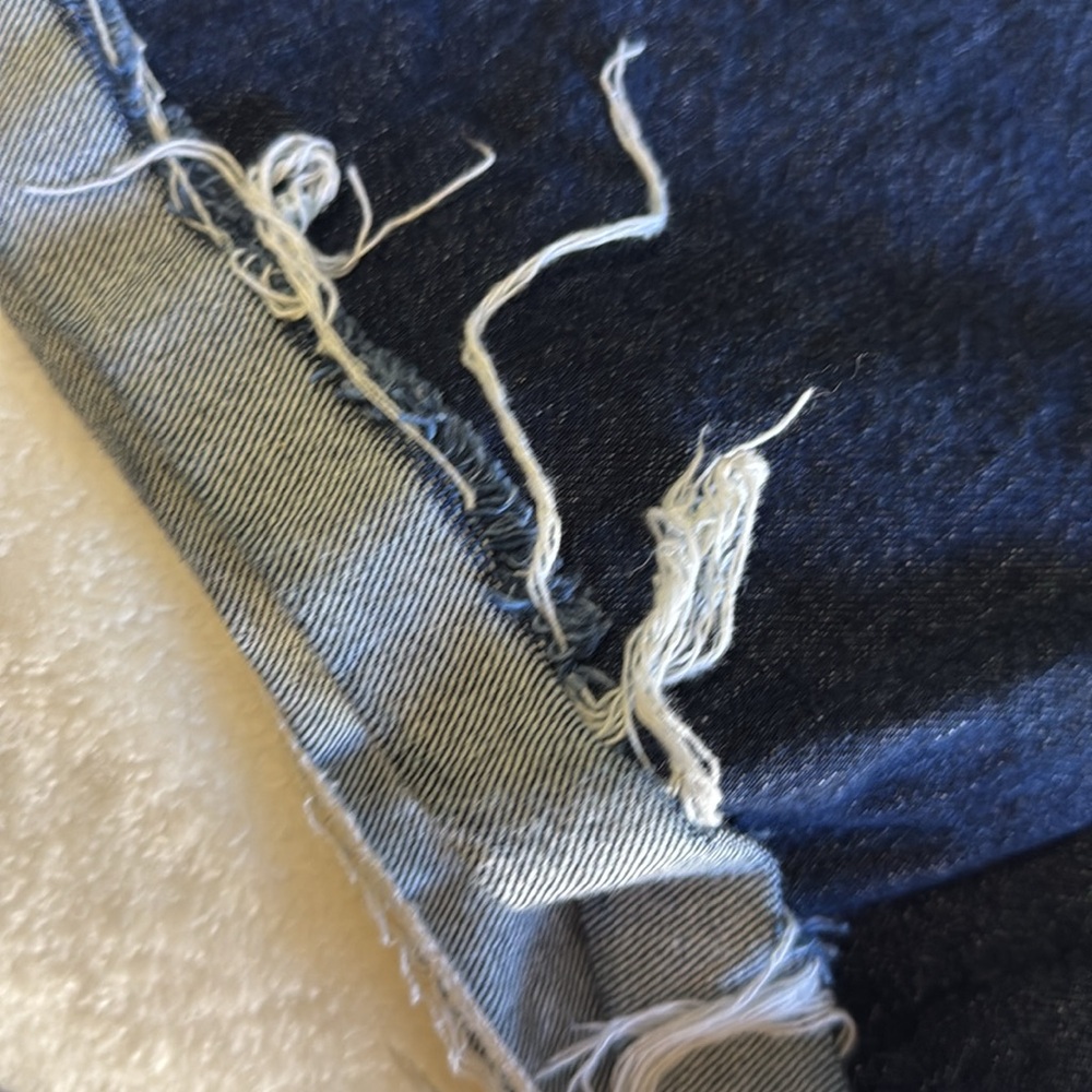 Universal Thread shorts - Picture 2 of 5